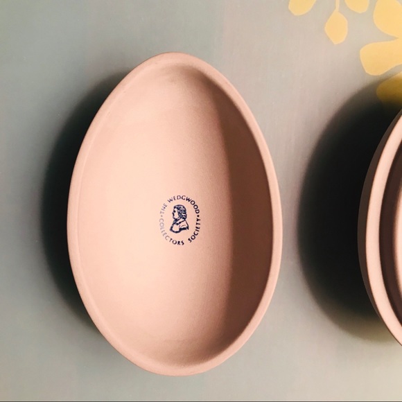 Wedgwood Jasperware Egg in NEW Condition RARE 1980s - Picture 10 of 16